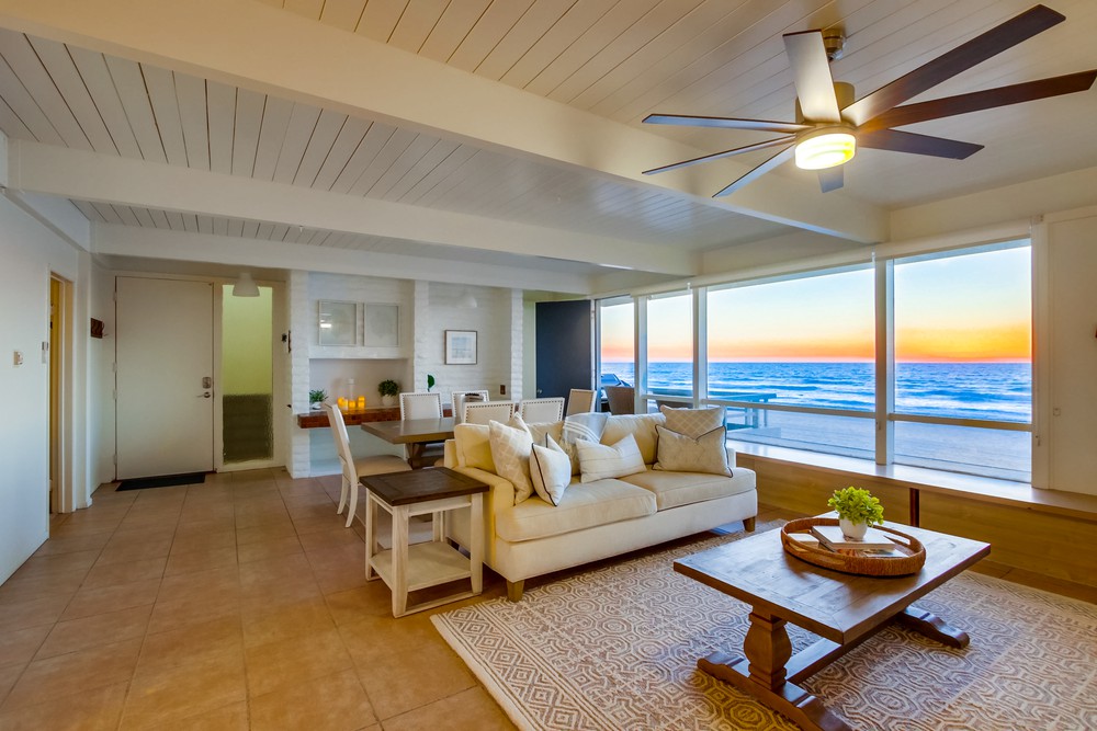 Virtual tour photo 13 of 81 for 3577 Ocean Front Walk