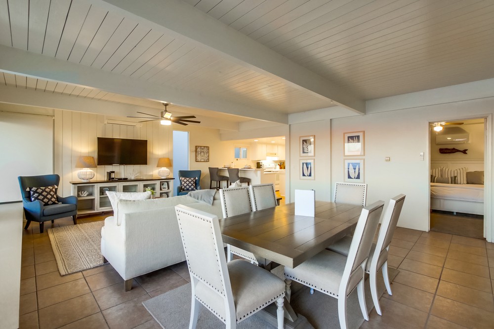 Virtual tour photo 17 of 81 for 3577 Ocean Front Walk