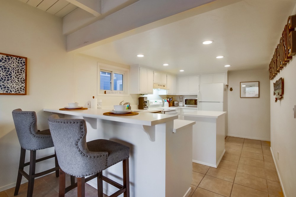 Virtual tour photo 18 of 81 for 3577 Ocean Front Walk