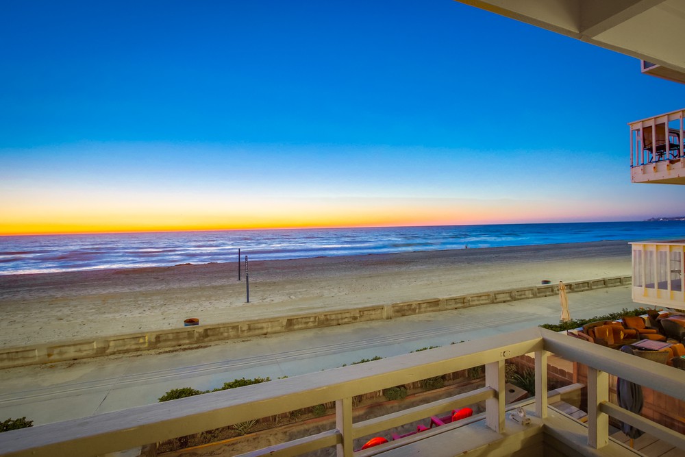 Virtual tour photo 39 of 81 for 3577 Ocean Front Walk
