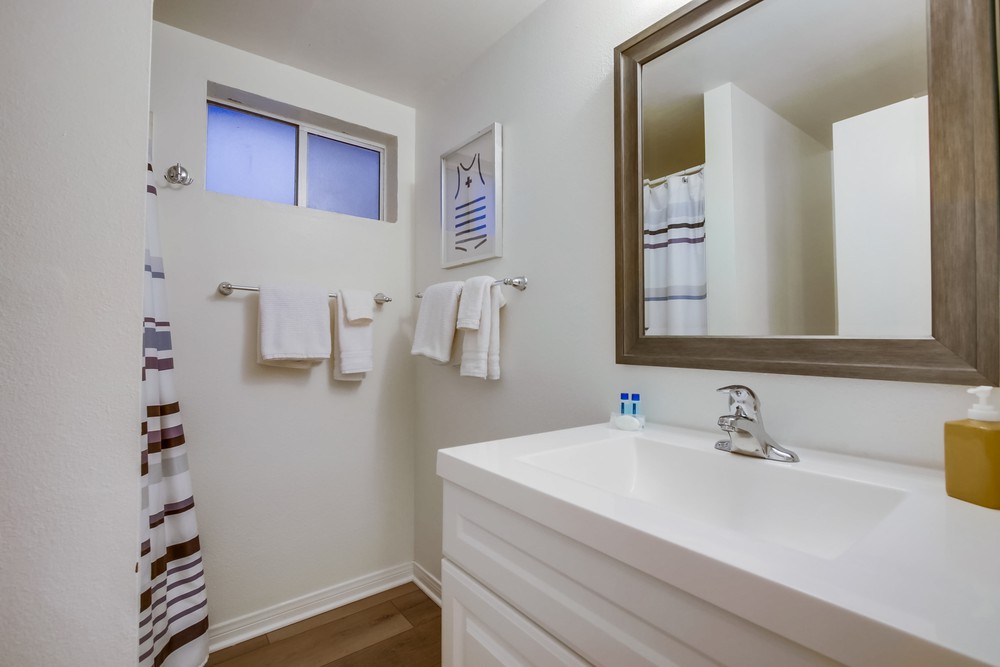 Virtual tour photo 47 of 81 for 3577 Ocean Front Walk