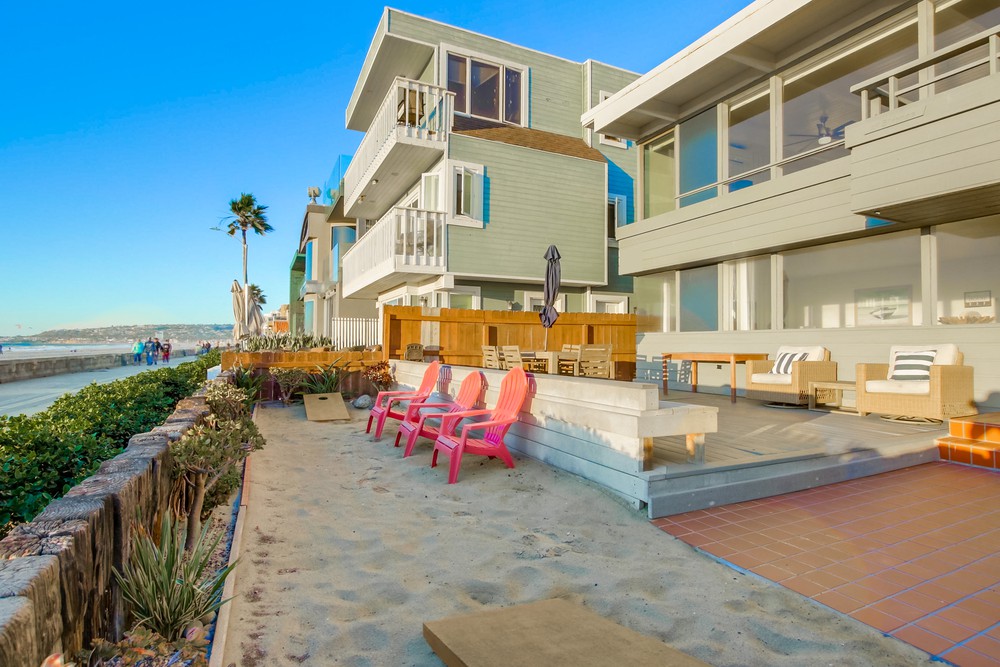 Virtual tour photo 70 of 81 for 3577 Ocean Front Walk
