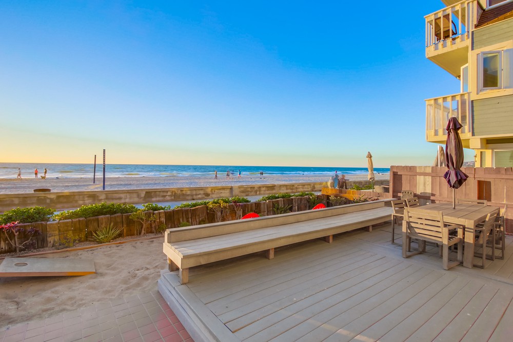 Virtual tour photo 74 of 81 for 3577 Ocean Front Walk