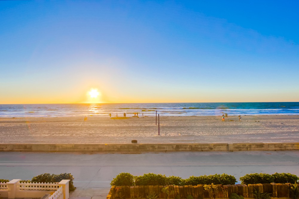 Virtual tour photo 78 of 81 for 3577 Ocean Front Walk