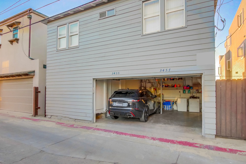 Virtual tour photo 82 of 81 for 3577 Ocean Front Walk
