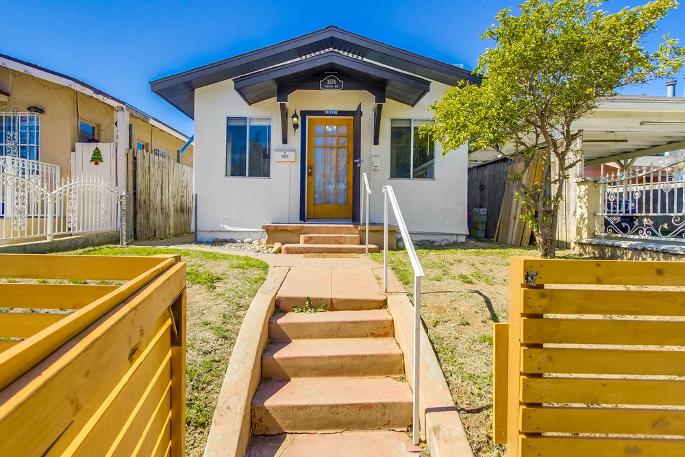 Virtual tour photo 5 of 48 for 3578 Central Ave