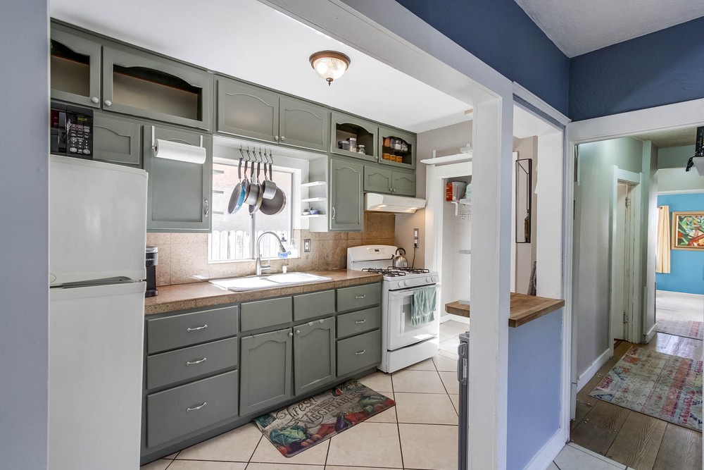 Virtual tour photo 21 of 48 for 3578 Central Ave