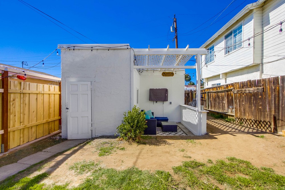 Virtual tour photo 38 of 48 for 3578 Central Ave