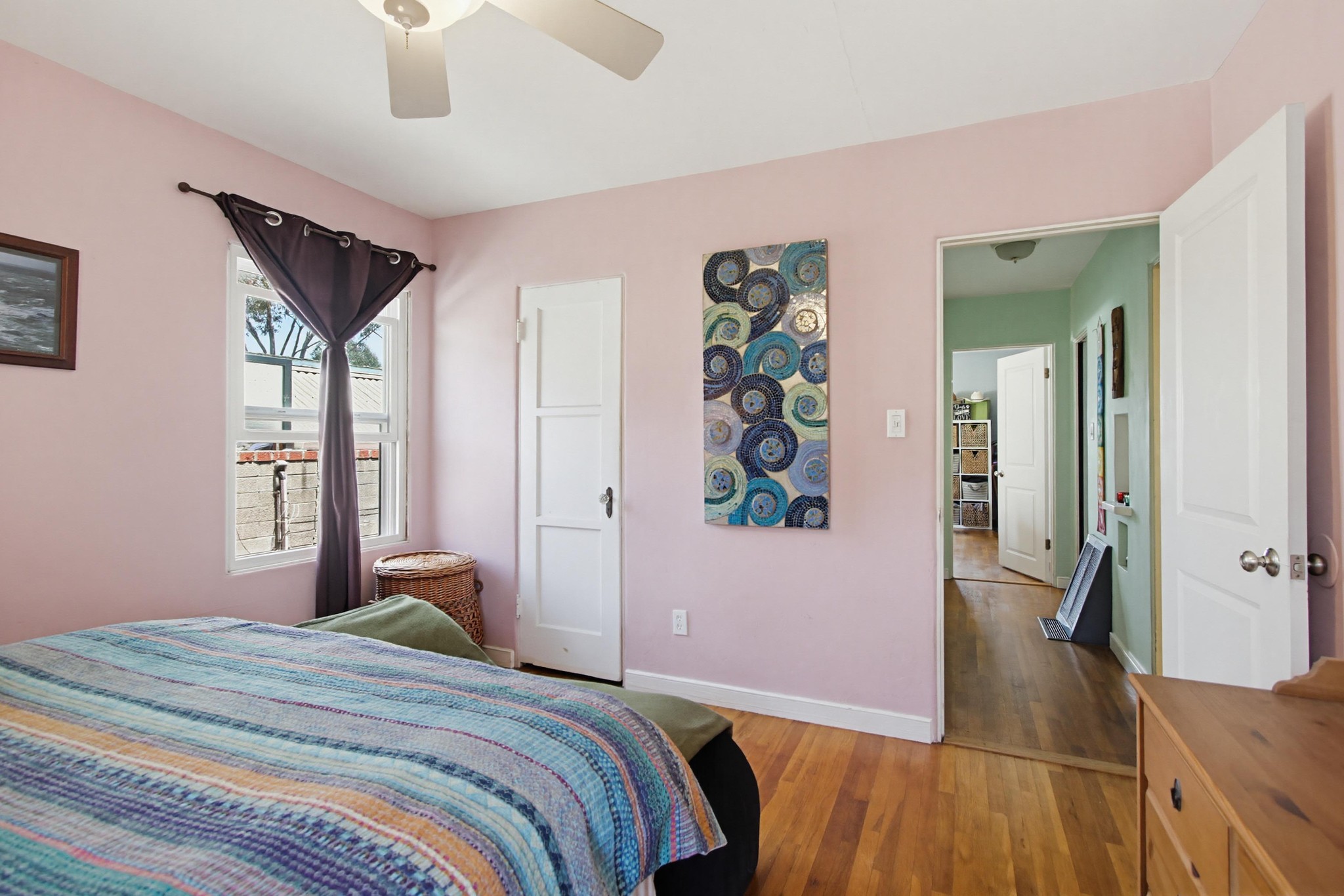 Virtual tour photo 30 of 53 for 3580 Redwood St