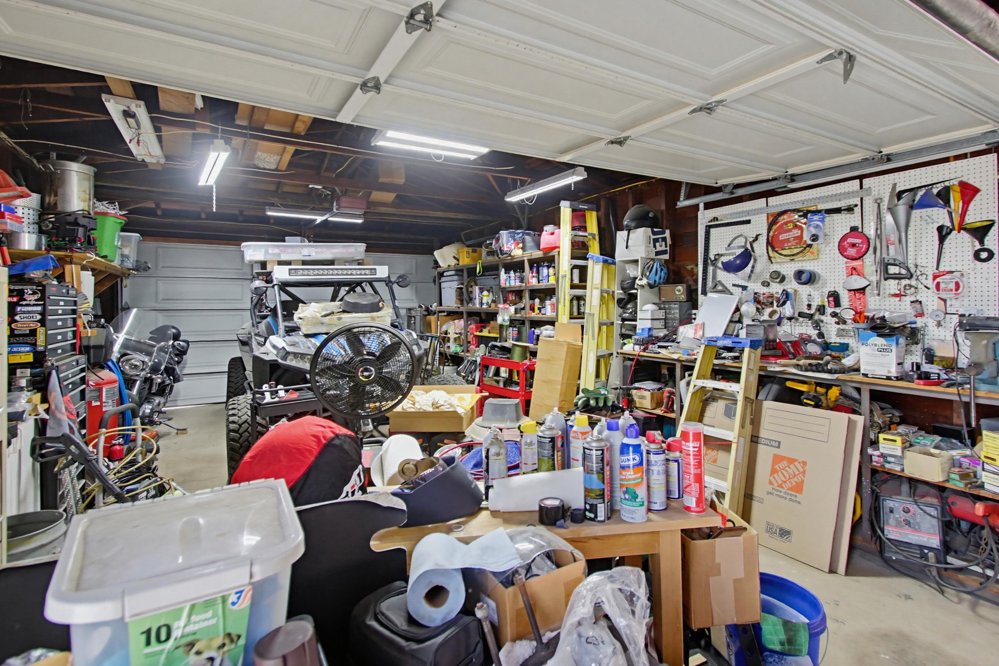Virtual tour photo 32 of 53 for 3580 Redwood St