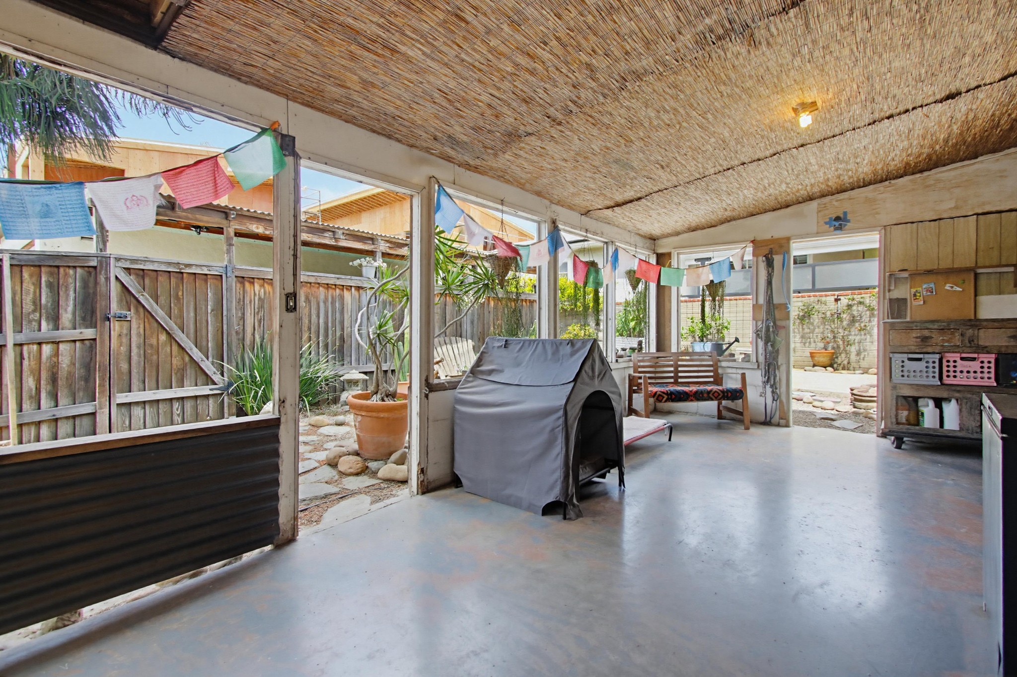 Virtual tour photo 38 of 53 for 3580 Redwood St