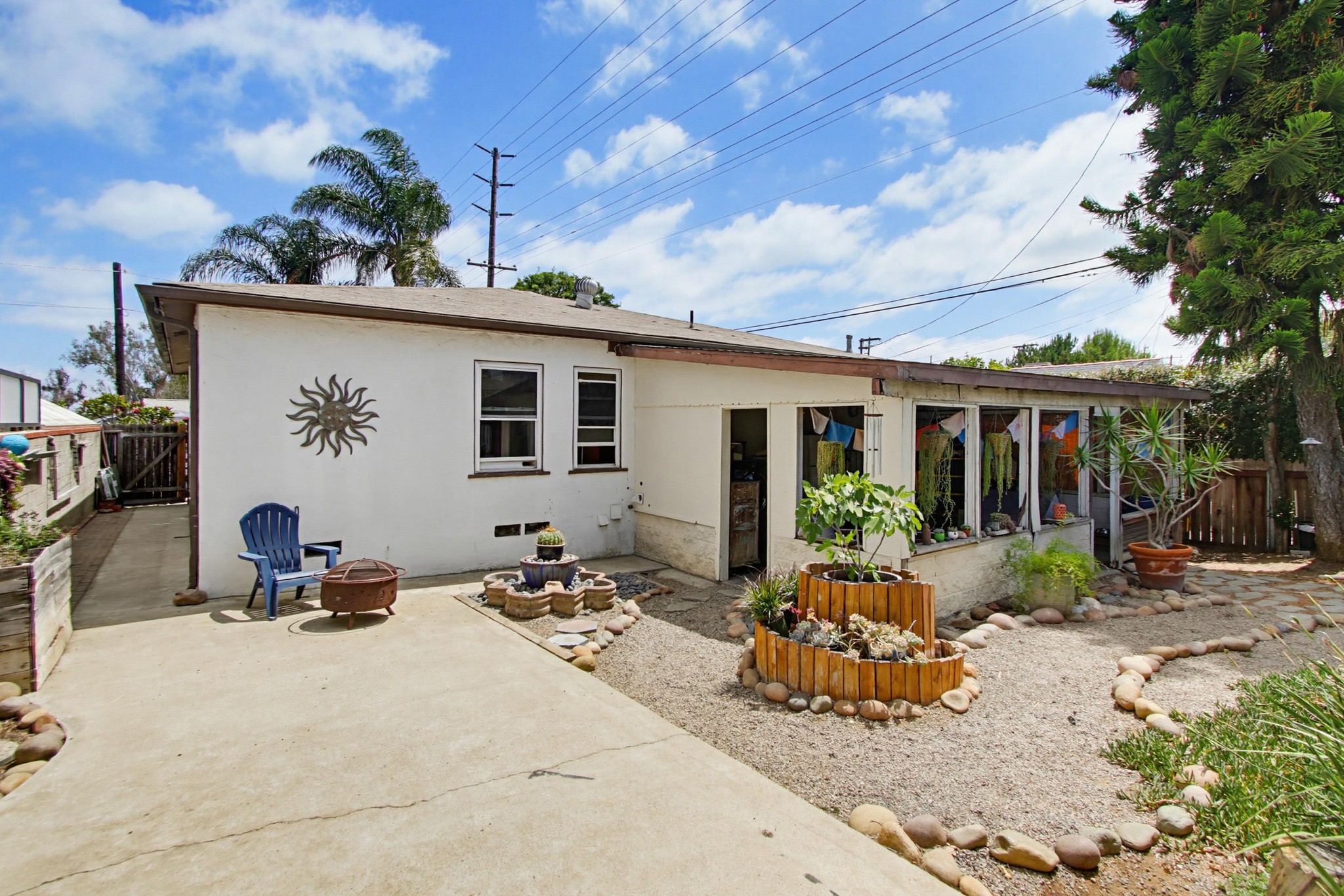 Virtual tour photo 48 of 53 for 3580 Redwood St