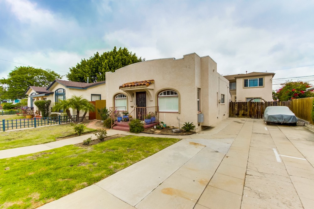 Virtual tour photo 3 of 39 for 3581 Ray St