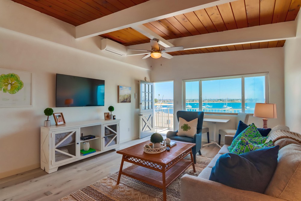 Virtual tour photo 5 of 53 for 3582 Bayside Walk