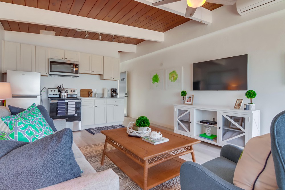 Virtual tour photo 9 of 53 for 3582 Bayside Walk