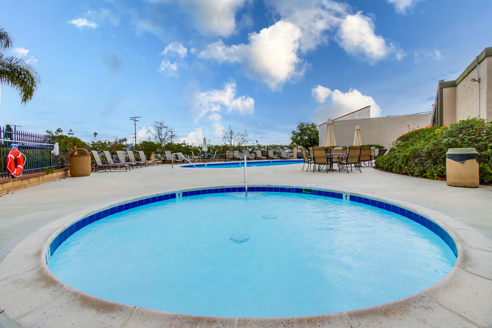 Virtual tour photo 37 of 39 for 3583 Ruffin Rd UNIT 209
