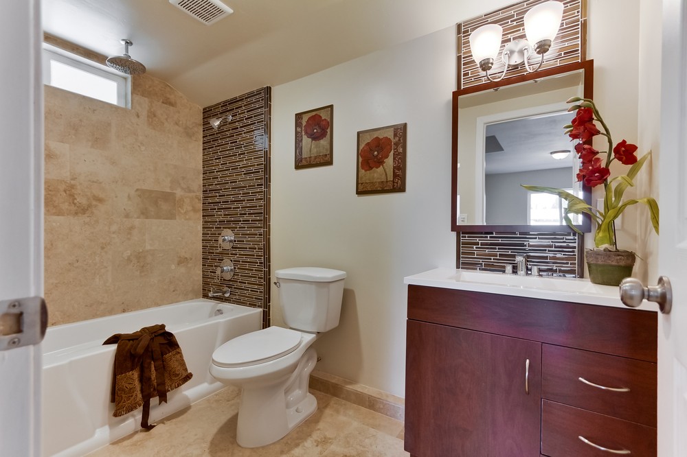 Virtual tour photo 18 of 28 for 3584 45th St