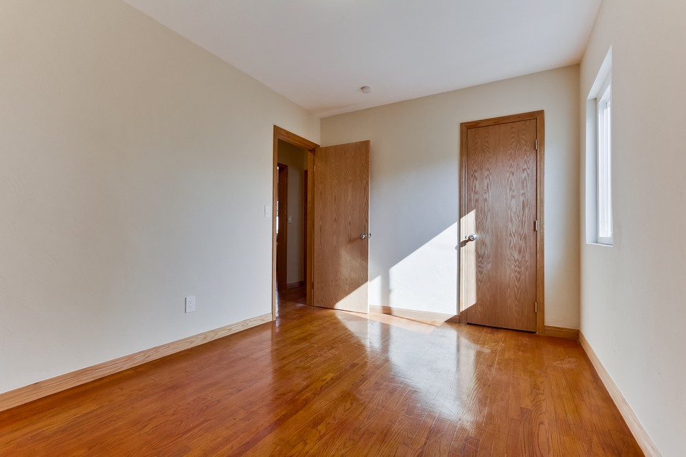 Virtual tour photo 20 of 28 for 3584 45th St