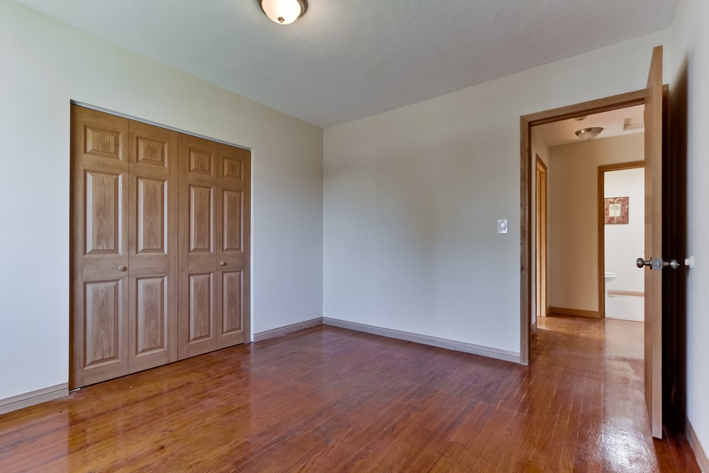 Virtual tour photo 22 of 28 for 3584 45th St