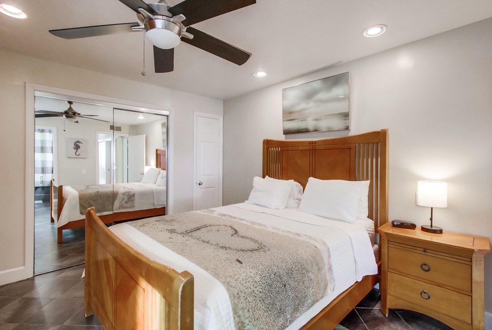 Virtual tour photo 20 of 73 for 3587 Ocean Front Walk