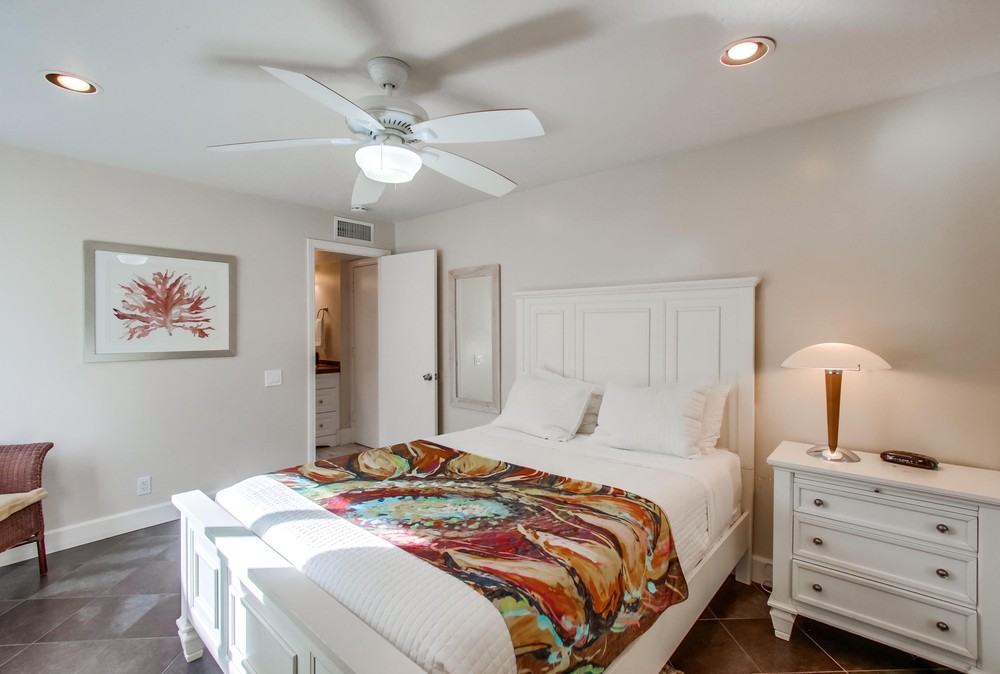 Virtual tour photo 28 of 73 for 3587 Ocean Front Walk