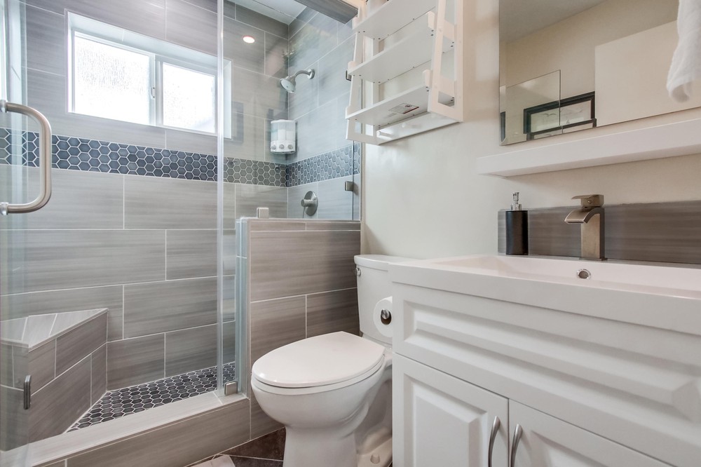 Virtual tour photo 30 of 73 for 3587 Ocean Front Walk
