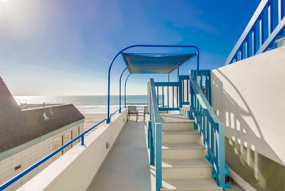 Virtual tour photo 52 of 73 for 3587 Ocean Front Walk