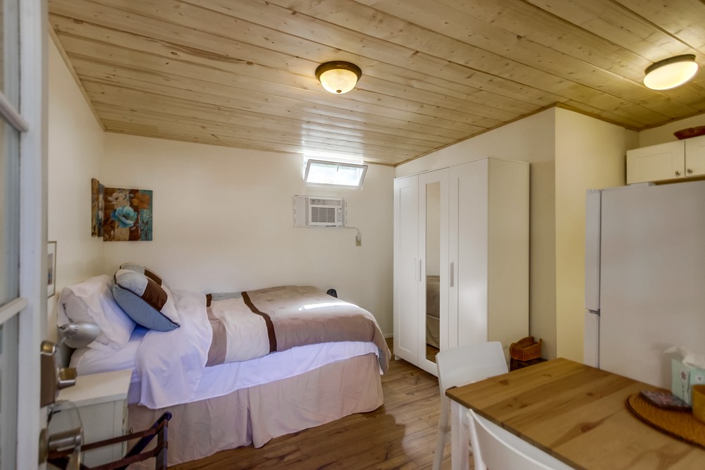 Virtual tour photo 33 of 58 for 3591 Dwight St