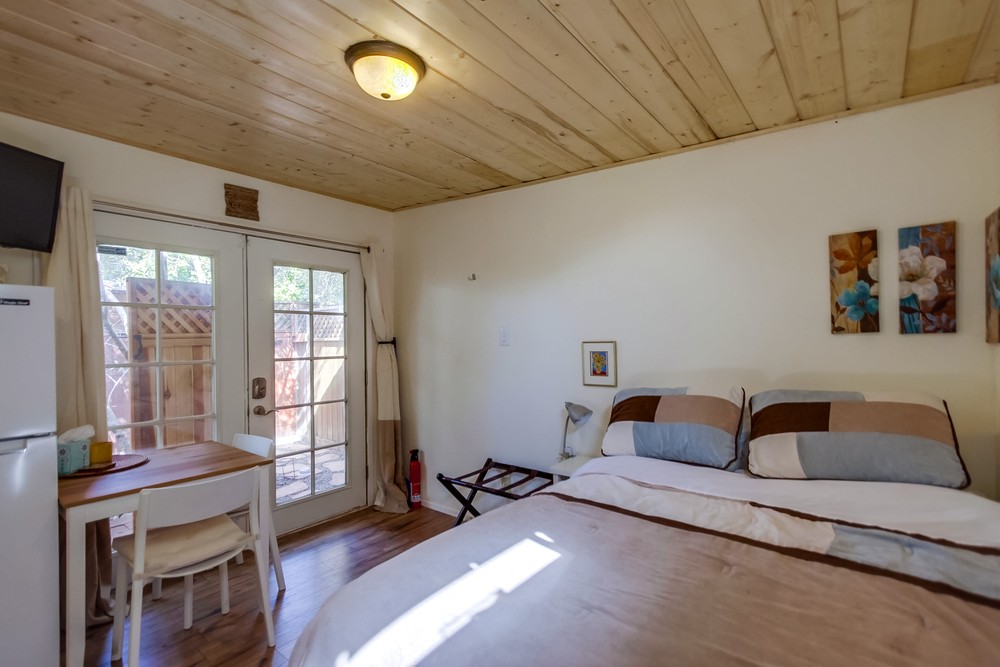 Virtual tour photo 36 of 58 for 3591 Dwight St