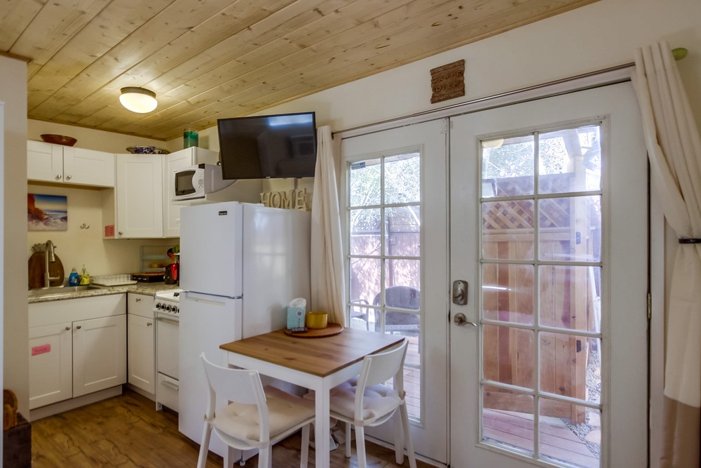 Virtual tour photo 39 of 58 for 3591 Dwight St