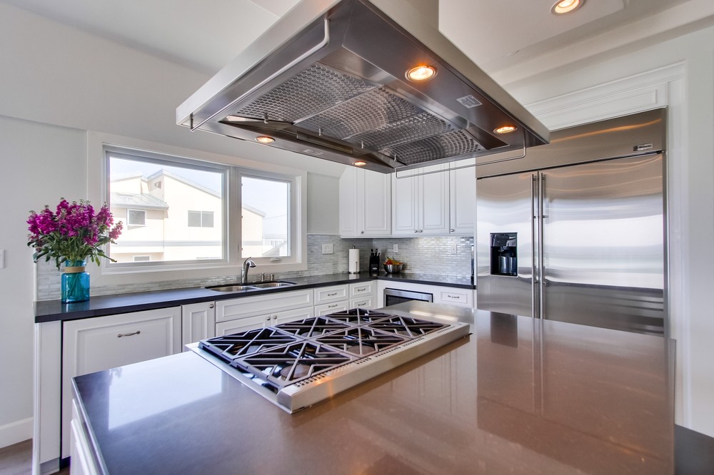 Virtual tour photo 16 of 78 for 3595 Ocean Front Walk
