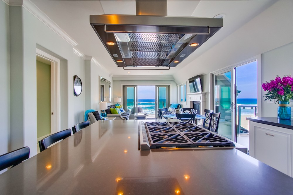 Virtual tour photo 18 of 78 for 3595 Ocean Front Walk
