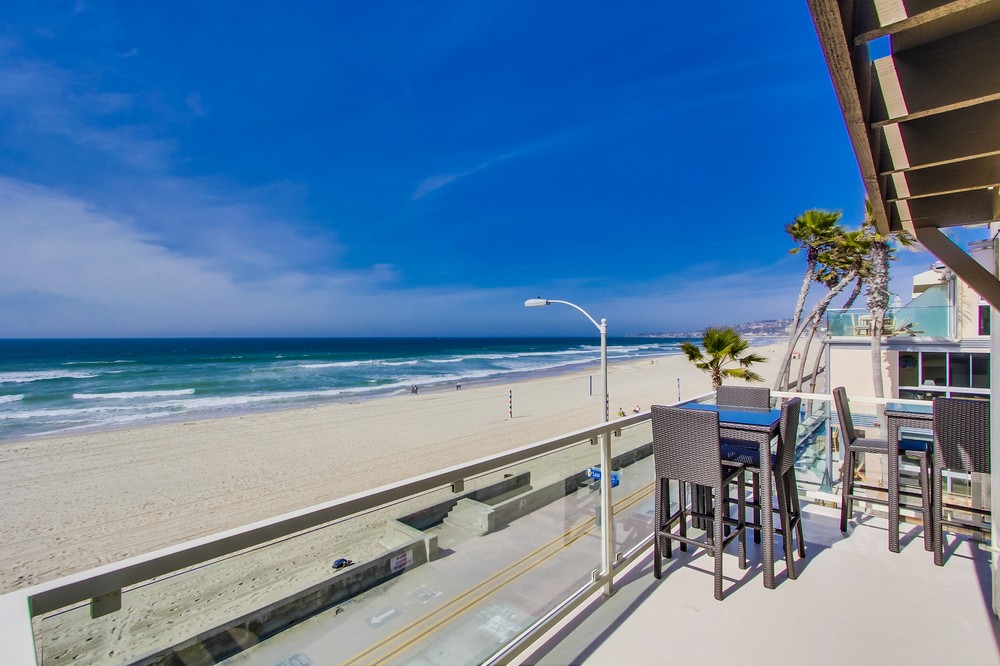 Virtual tour photo 23 of 78 for 3595 Ocean Front Walk