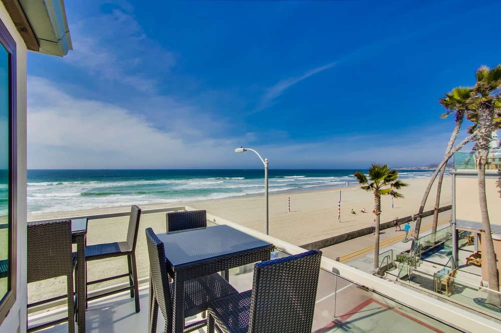 Virtual tour photo 24 of 78 for 3595 Ocean Front Walk