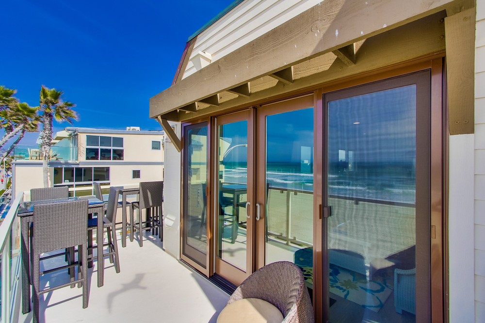 Virtual tour photo 31 of 78 for 3595 Ocean Front Walk
