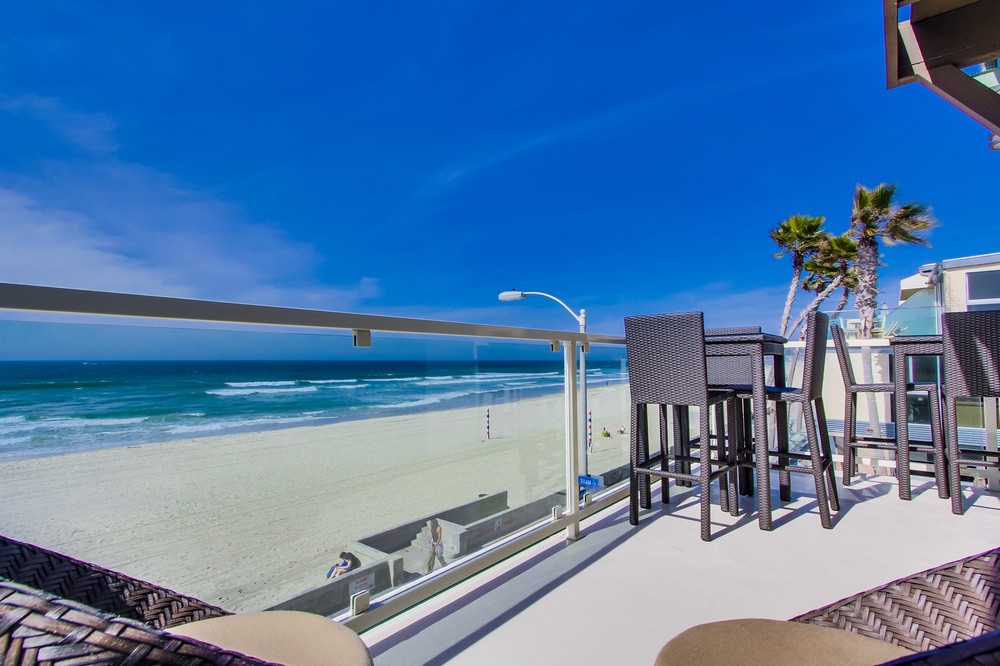 Virtual tour photo 33 of 78 for 3595 Ocean Front Walk