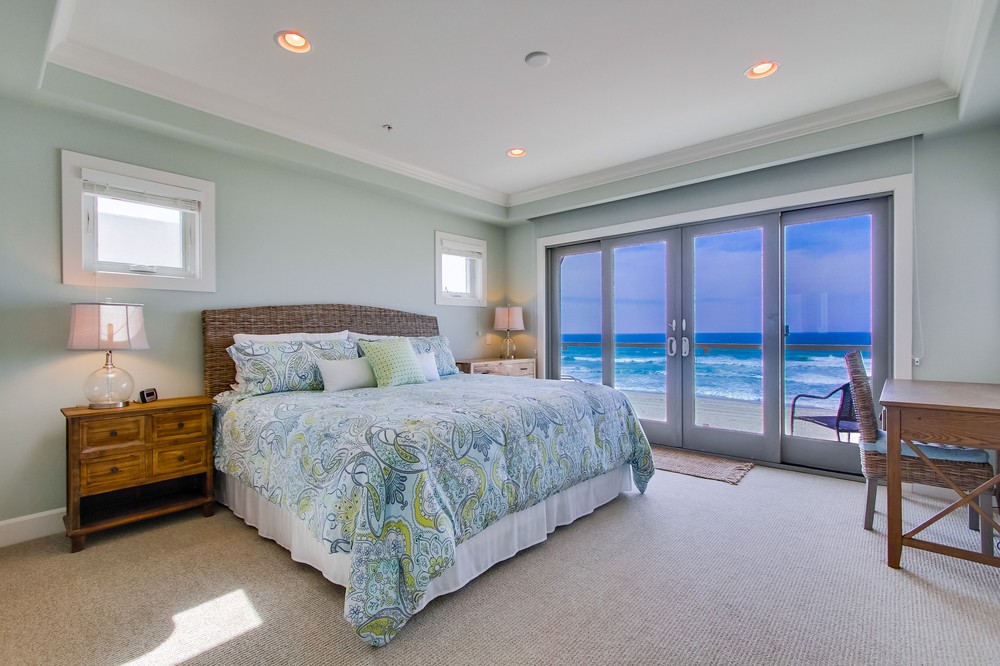 Virtual tour photo 35 of 78 for 3595 Ocean Front Walk