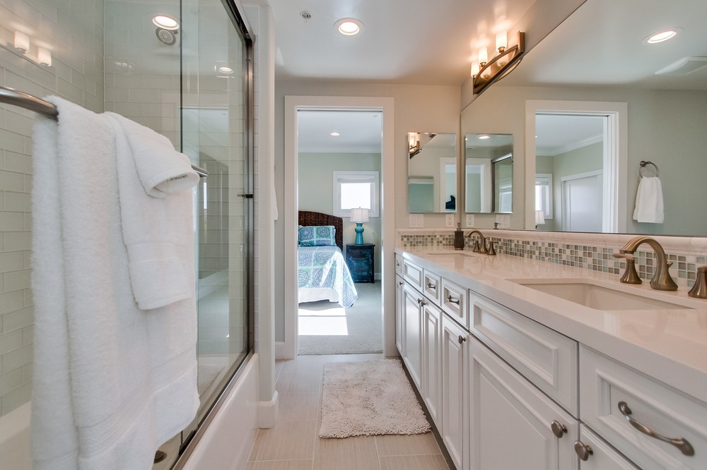 Virtual tour photo 55 of 78 for 3595 Ocean Front Walk