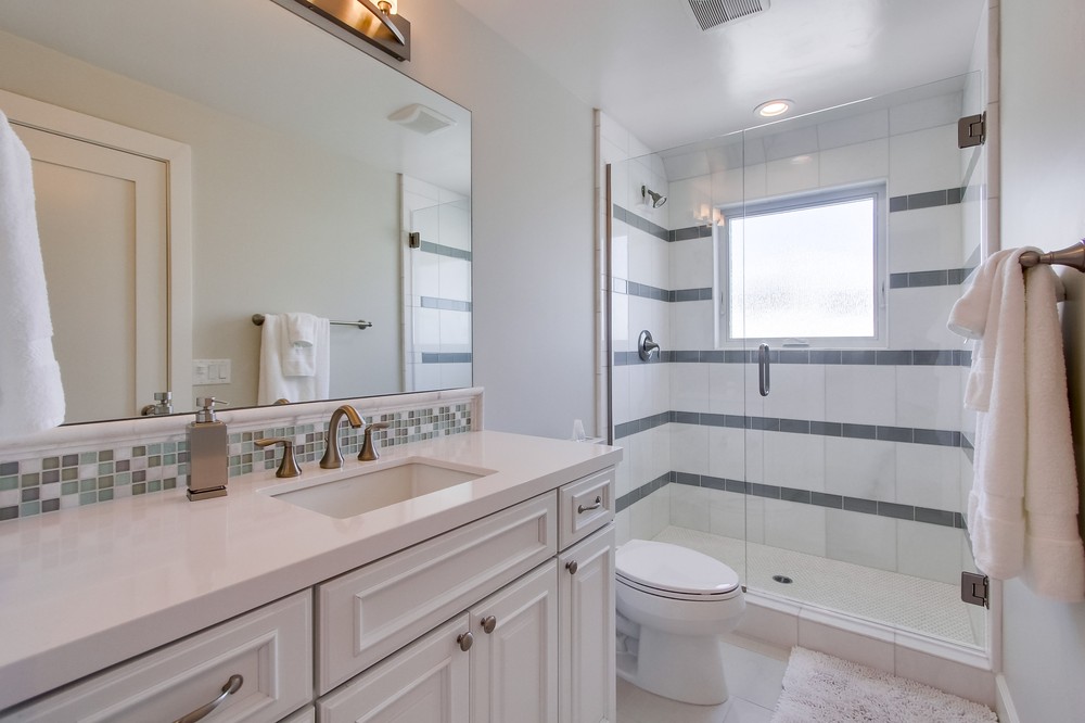 Virtual tour photo 60 of 78 for 3595 Ocean Front Walk