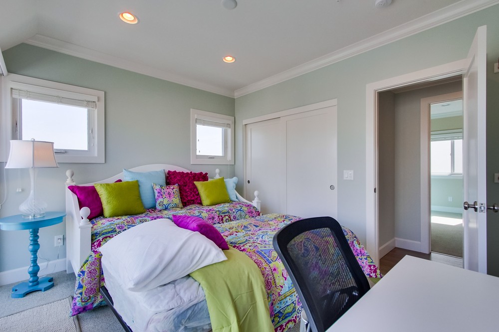 Virtual tour photo 62 of 78 for 3595 Ocean Front Walk