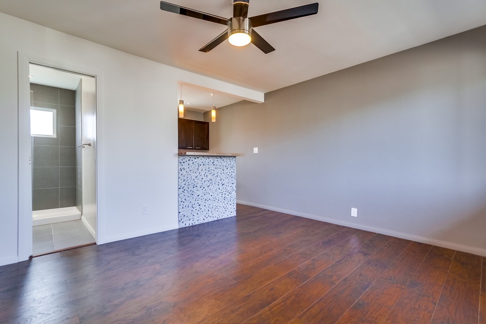 Virtual tour photo 13 of 38 for 3599 Mission Blvd #2