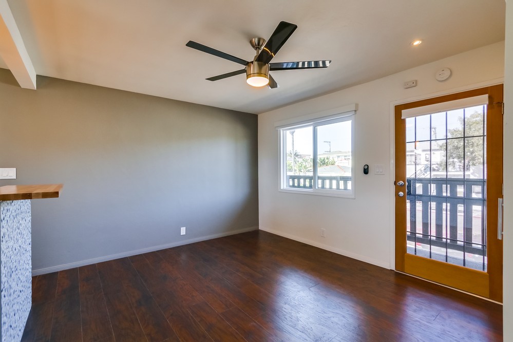 Virtual tour photo 16 of 38 for 3599 Mission Blvd #2