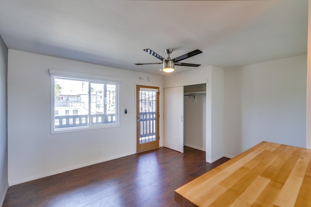 Virtual tour photo 17 of 38 for 3599 Mission Blvd #2