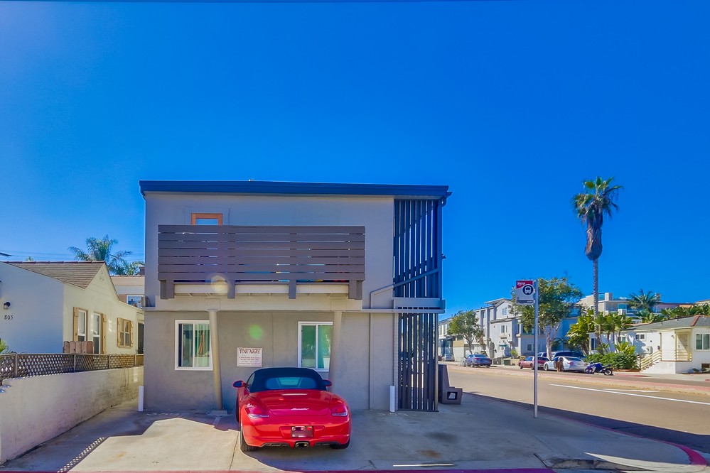 Virtual tour photo 29 of 38 for 3599 Mission Blvd #2