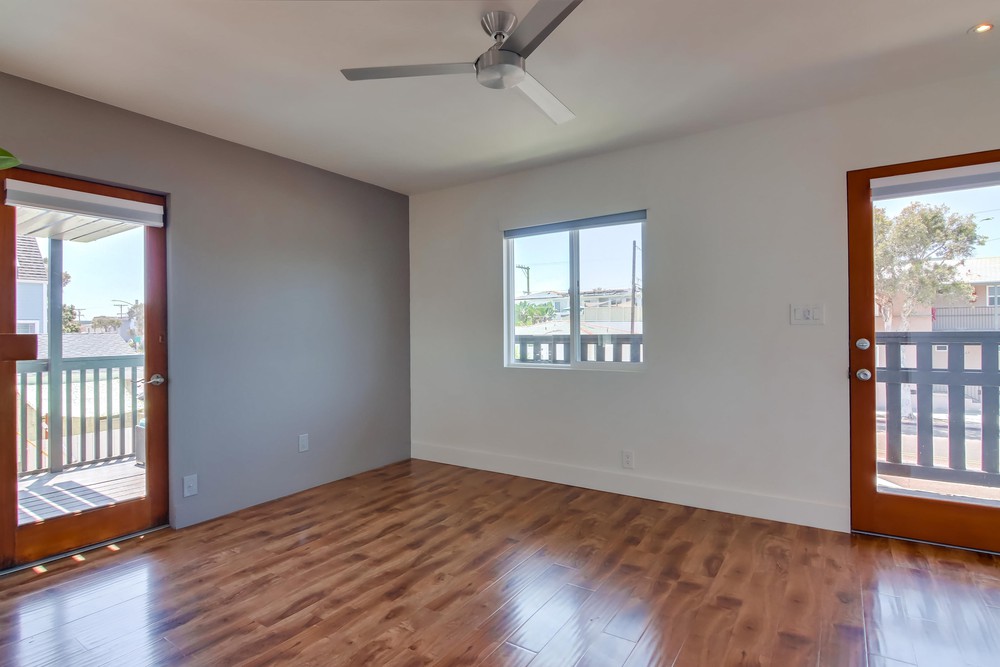 Virtual tour photo 10 of 27 for 3599 Mission Blvd #3