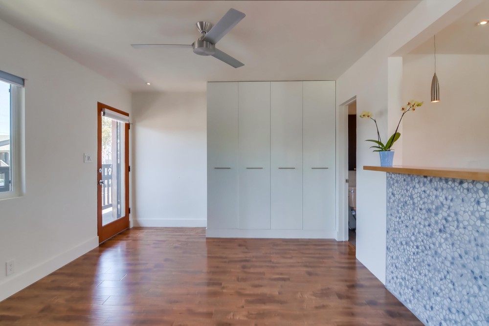 Virtual tour photo 12 of 27 for 3599 Mission Blvd #3