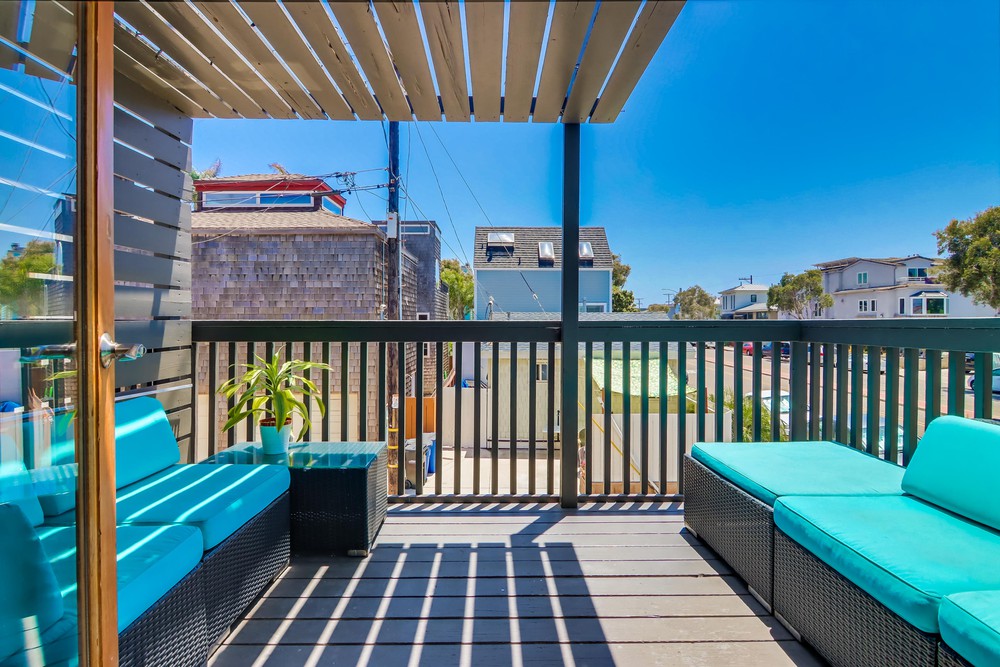 Virtual tour photo 24 of 27 for 3599 Mission Blvd #3