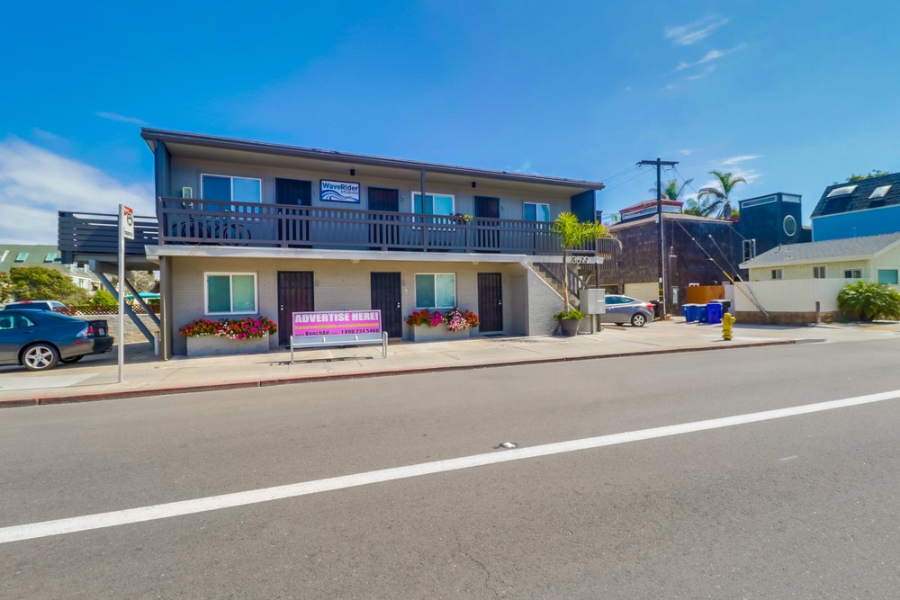 Virtual tour photo 3 of 27 for 3599 Mission Blvd #4