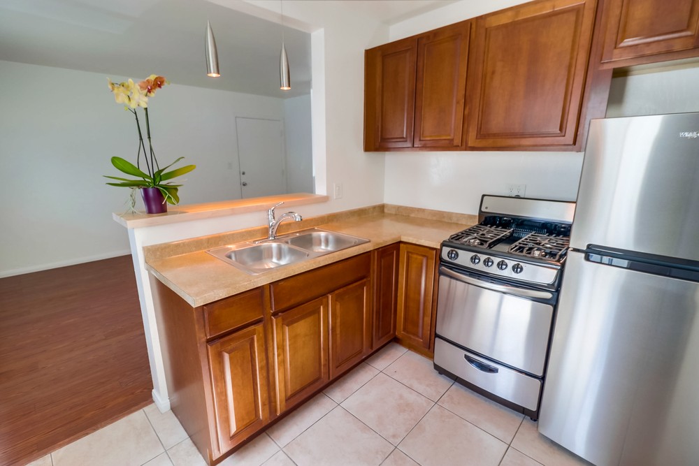 Virtual tour photo 18 of 27 for 3599 Mission Blvd #4