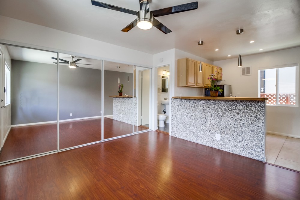 Virtual tour photo 6 of 24 for 3599 Mission Blvd #5